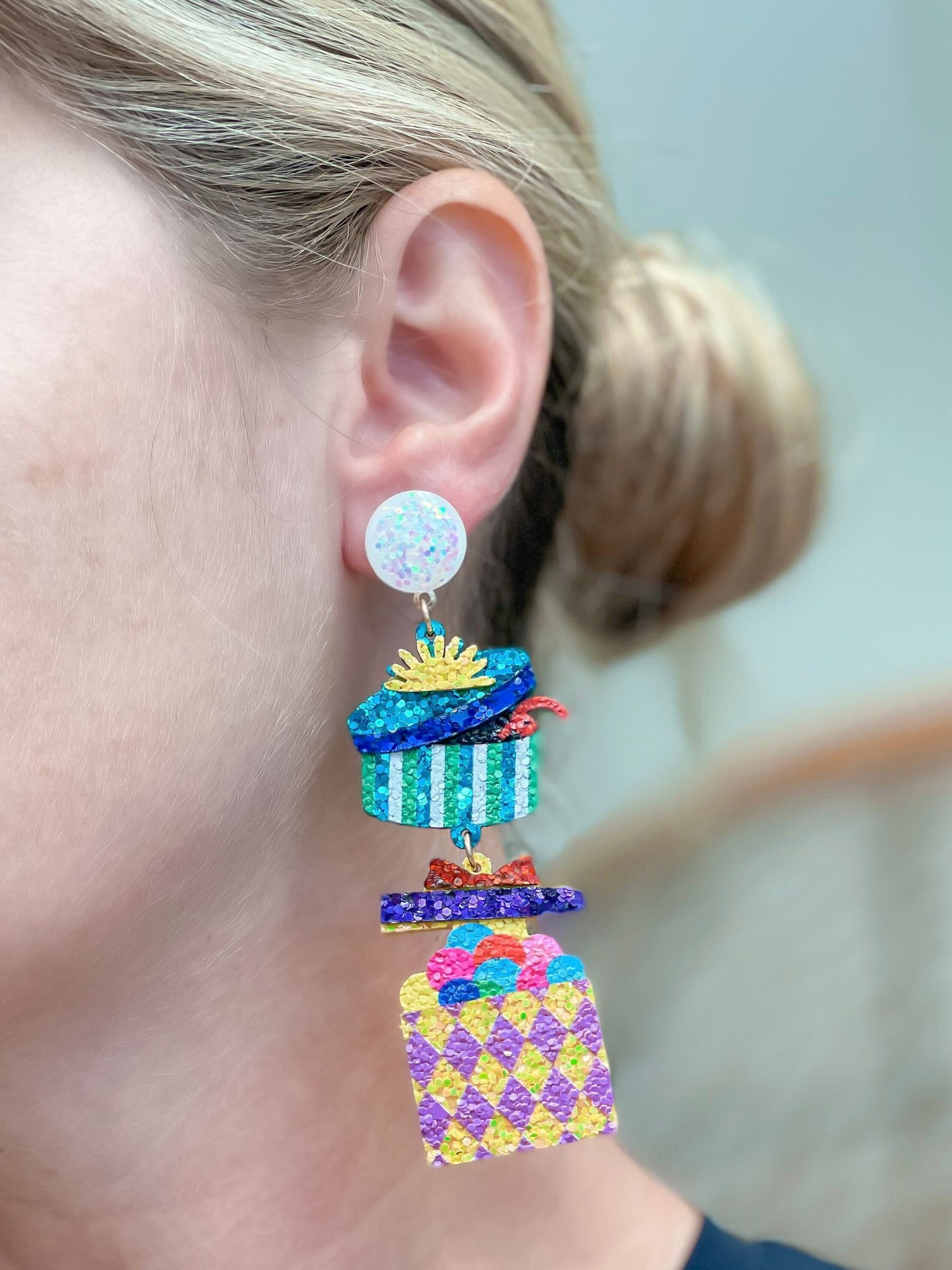 Celebrate Glittery Gift Boxes Dangle Earrings