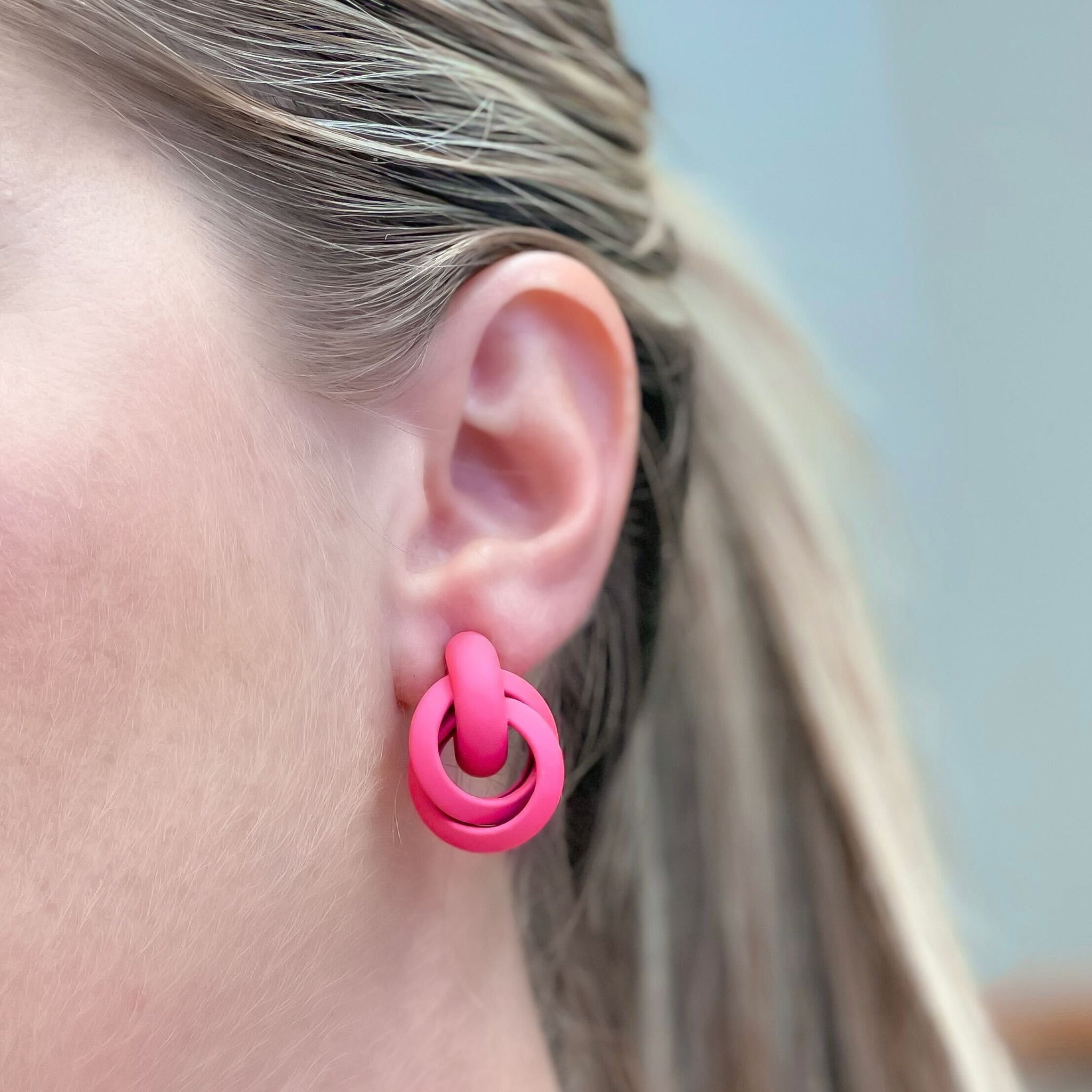 Knotted Loop Statement Stud Earrings - Hot Pink