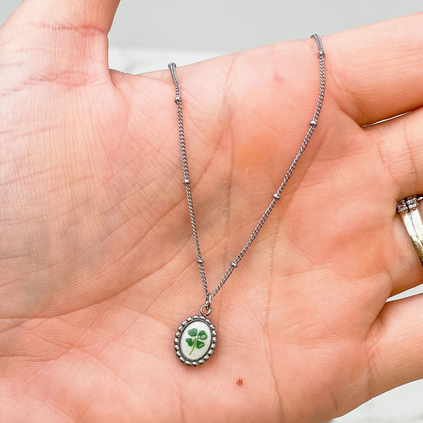 Clover Pendant Necklace
