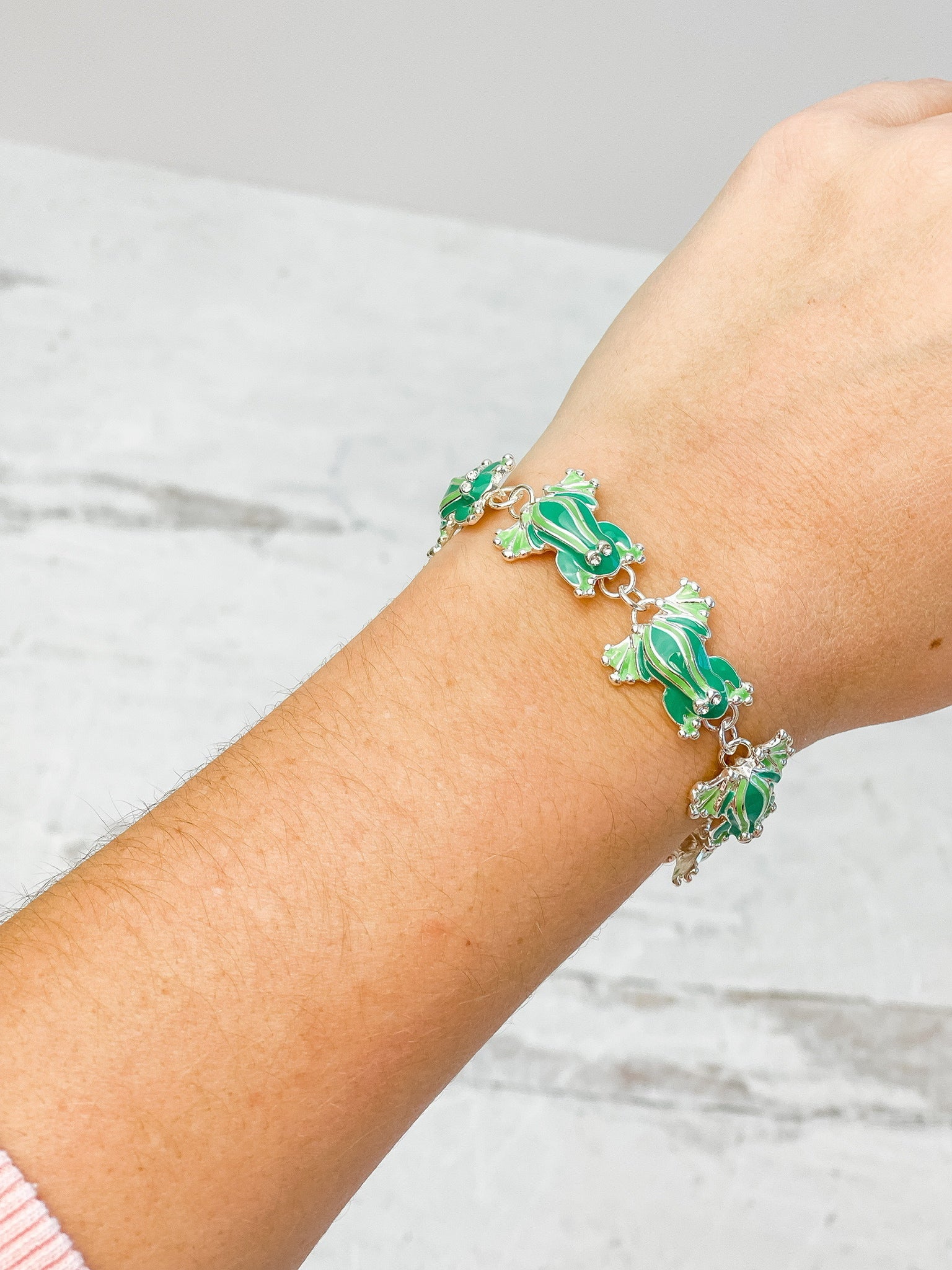 Magnetic Enamel Bracelet - Frog