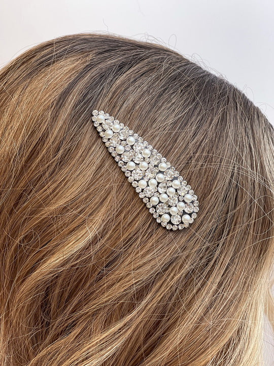 Glitzy Silver & Pearl Rhinestone Hair Clip