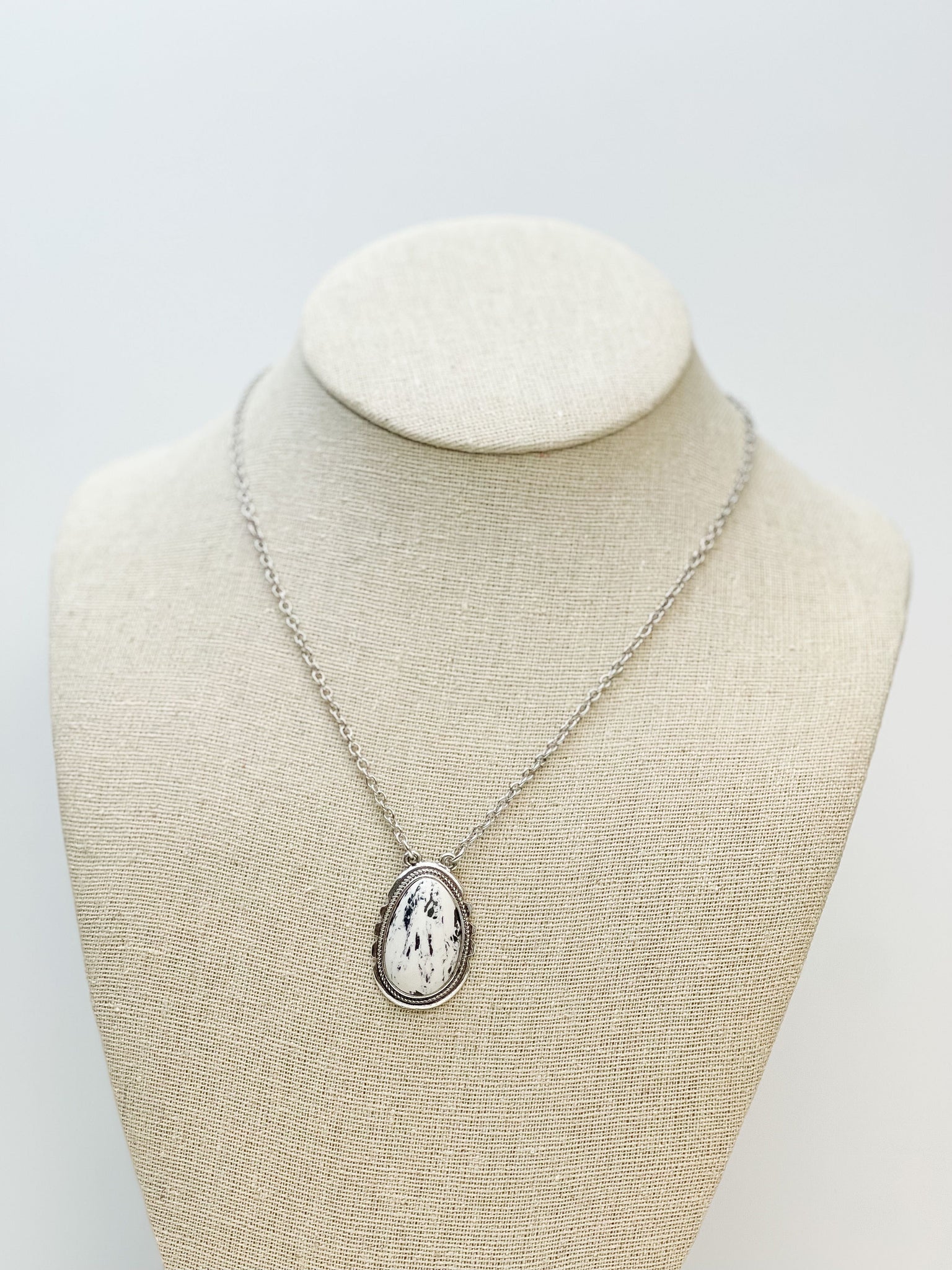 Western Semi-Precious Stone Pendant Necklaces