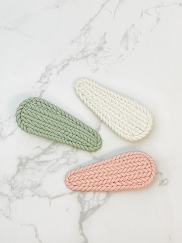 Clay Knit Hair Clip