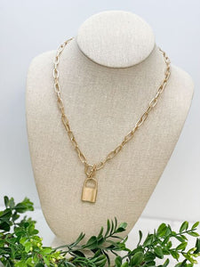 Matte Chain Link Lock Pendant Necklaces