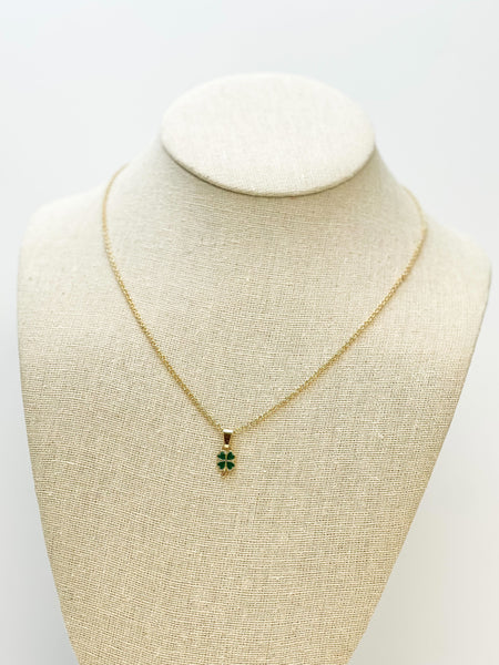 Simple Clover Pendant Necklace