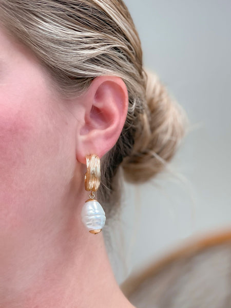 Freshwater Pearl Bold Hoop Earrings - Gold