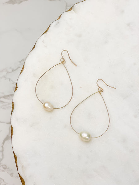 Freshwater Pearl Minimalist Oval Earrings