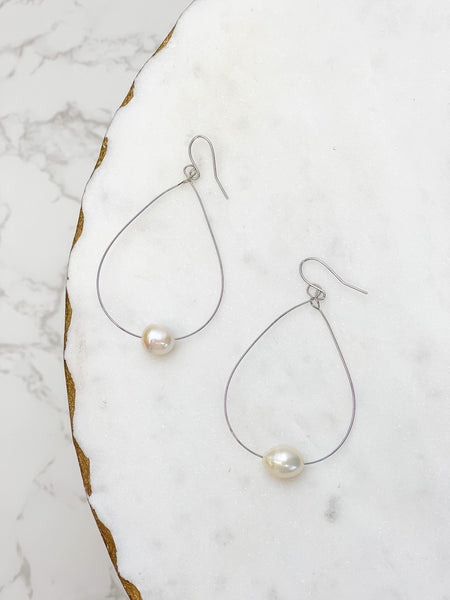 Freshwater Pearl Minimalist Oval Earrings