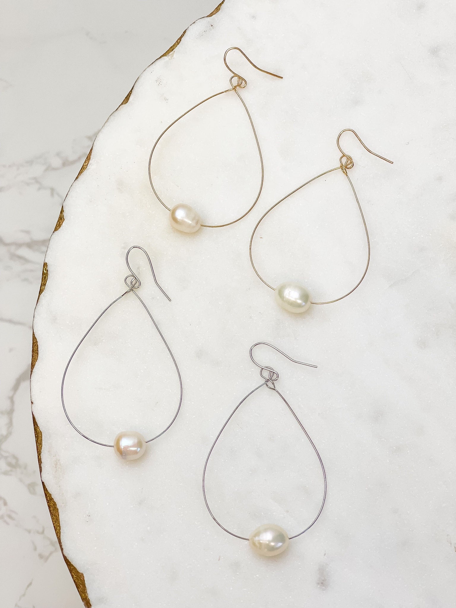 Freshwater Pearl Minimalist Oval Earrings