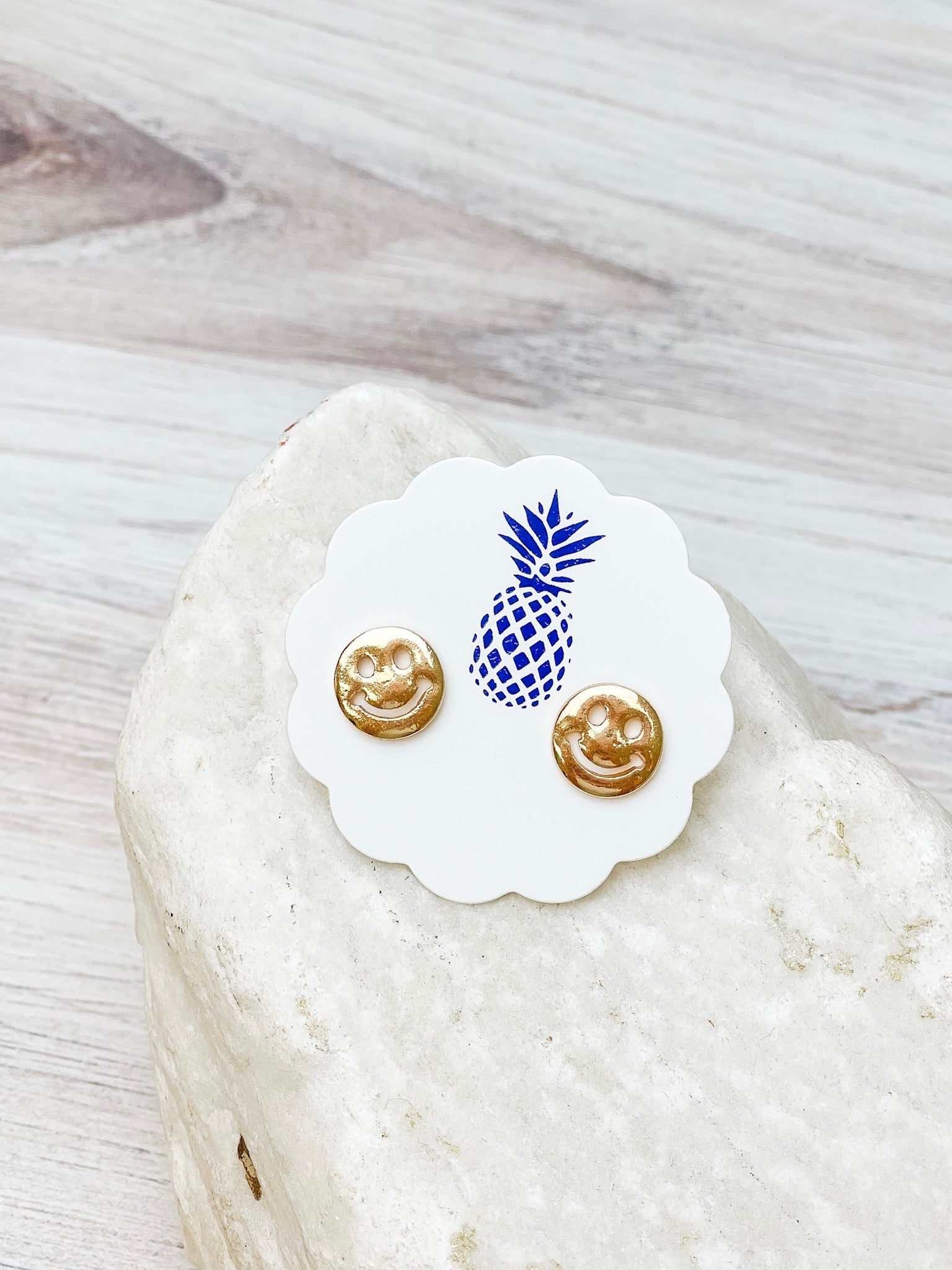 Happy Stud Earrings - Gold