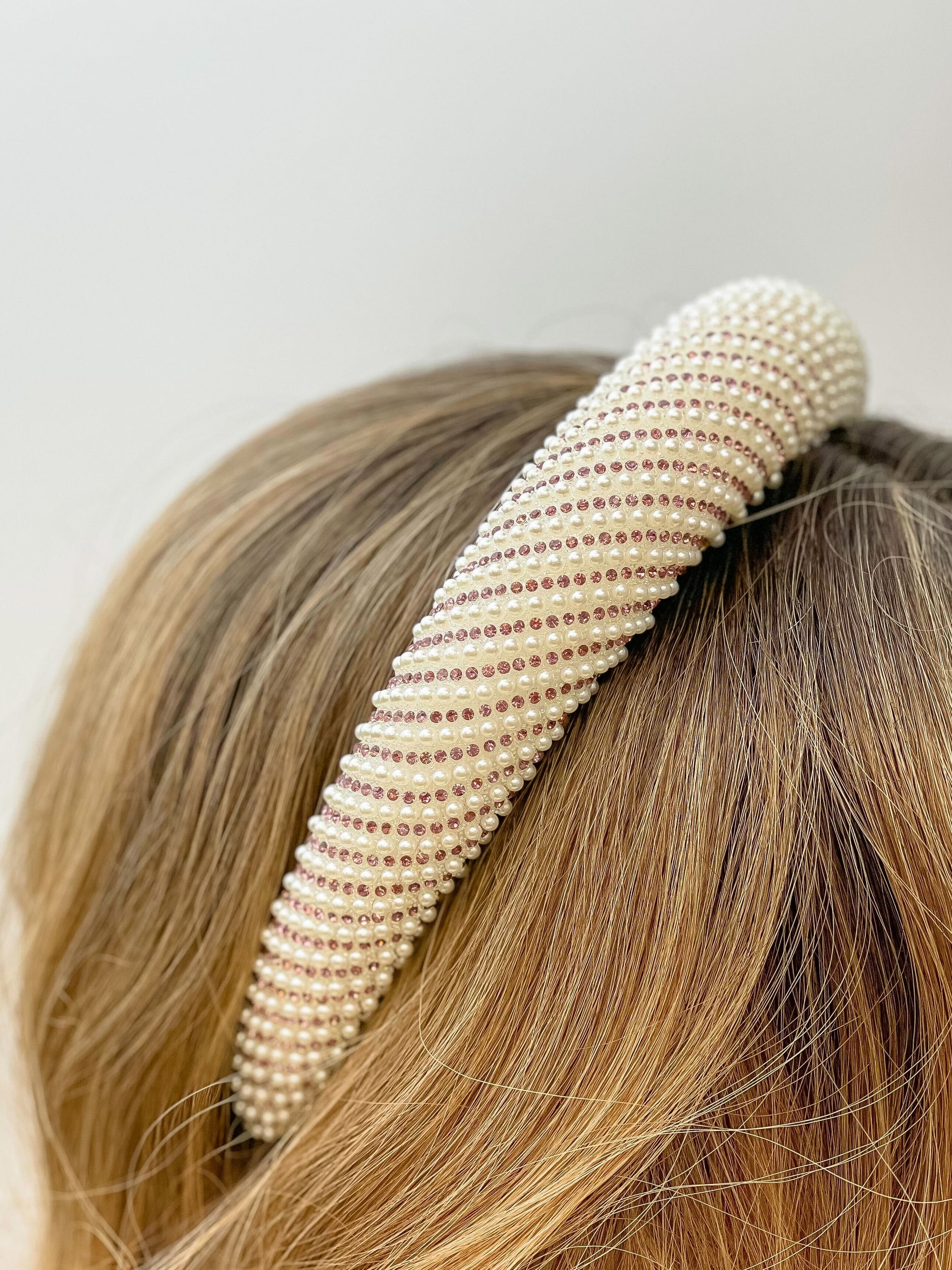 Pearl Embellished Headband with Striped Pouch 3540_3_8d201af0-10c7-4898-8d74  main image 2